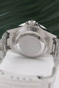 Załaduj obraz do przeglądarki galerii, Rolex Submariner Date 16610LV - widok szczegółowy 10