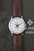 Bild in Galerie-Betrachter laden, Patek Philippe Annual Calendar 5396G-011 - Detailansicht 4