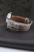 Cargue la imagen en el visor de la galería, Patek Philippe Calendario Anual 5396G-011 - Vista detallada 6