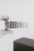 Load image into gallery viewer, Patek Philippe Annual Calendar 4947 - Detailansicht 7