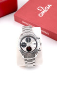 Bild in Galerie-Betrachter laden, Omega Speedmaster Date 32113100 - Detail view 3
