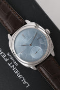 Bild in Galerie-Betrachter laden, Laurent Ferrier Galet Micro-Rotor LCF013.AC.CG7 - Detailansicht 1
