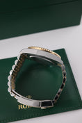Załaduj obraz do przeglądarki galerii, Rolex GMT Master II 126713GRNR - Detailansicht 5