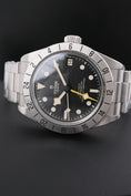 Bild in Galerie-Betrachter laden, Tudor Black Bay Pro 79470 - Detailansicht 4