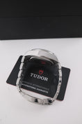 Bild in Galerie-Betrachter laden, Tudor Black Bay Pro 79470 - Detailansicht 7