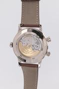 Bild in Galerie-Betrachter laden, Patek Philippe Calatrava Pilot Travel Time 5524G-001 - Detailansicht 6