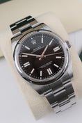 Carica l'immagine nel visualizzatore della galleria, Rolex Oyster Perpetual 41 124300 - Detailansicht 3