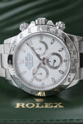 Load image into gallery viewer, Rolex Daytona 116520 - detailed view 4