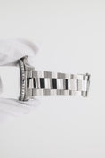 Load image into gallery viewer, Breitling Superocean 42 Automatic A17375211B1A1 - Detailed view 8