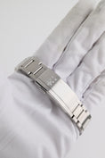 Load image into gallery viewer, Chritopher Ward C60 Trident Clipper GMT Pan Am C60-42AGM3SOBWPA-B0N - Detailed view 6