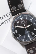 Bild in Galerie-Betrachter laden, IWC Big Pilot 43 IW329301 - Detail view 3