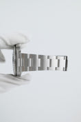 Load image into gallery viewer, Rolex Submariner Date 126610LN - detailed view 8
