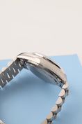 Load image into Gallery viewer, Rolex Day-Date 36 18049 - Detailed view 4