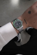 Load image into gallery viewer, Rolex Submariner Date 126610LV - Detailansicht 11