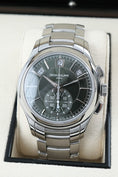 Załaduj obraz do przeglądarki galerii, Patek Philippe Flyback Chronograph Annual Calendar 5905/1A-001 - Detailansicht 2