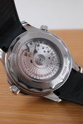 Bild in Galerie-Betrachter laden, Omega Seamaster Diver 300M 21032422001001 - Detail view 6