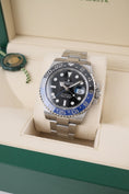 Bild in Galerie-Betrachter laden, Rolex GMT-Master II 126710BLNR - Detailansicht 1