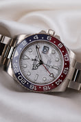 Bild in Galerie-Betrachter laden, Rolex GMT-Master II 126719BLRO - Detail view 5