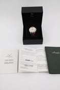 Załaduj obraz do przeglądarki galerii, Breguet Classique Chronograph 5237 - Papiere und oder Lieferumfang