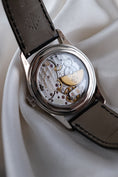 Bild in Galerie-Betrachter laden, Patek Philippe Calatrava 6000G - Detailansicht 10