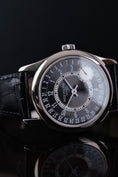 Bild in Galerie-Betrachter laden, Patek Philippe Calatrava 6000G - Detailansicht 2