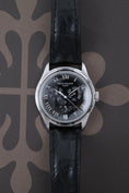 Load image into gallery viewer, Patek Philippe Annual Calendar 5035P - Detailansicht 3
