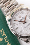 Cargar la imagen en la vista de la galería, Rolex Day-Date 40 228239 - Vista detallada 2