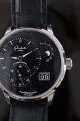 Carica l'immagine nel visualizzatore della galleria, Glashütte PanoMaticLunar Aventurin Platinum 19214010361 - Detailansicht 3