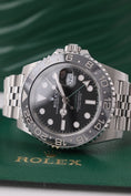 Załaduj obraz do przeglądarki galerii, Rolex GMT-Master II 126710GRNR - Detailansicht 2
