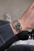 Bild in Galerie-Betrachter laden, Rolex Day-Date 40 228235 - Detail view 11