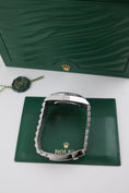 Załaduj obraz do przeglądarki galerii, Rolex GMT-Master II 126710BLNR - szczegół 10