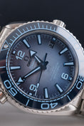 Load image into Gallery viewer, Omega Seamaster Planet Ocean 600M 21530402003002 - Detail view 2