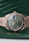 Load image into gallery viewer, Rolex Day-Date 40 228235 - Detailed view 4