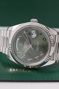 Załaduj obraz do przeglądarki galerii, Rolex Day-Date 40 228236 - Widok szczegółowy 3