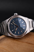 Load image into Gallery viewer, Girard Perregaux Laureato 81010-11-431-11a - Detailansicht 3