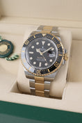 Bild in Galerie-Betrachter laden, Rolex Sea-Dweller 126603 - Detailansicht 2