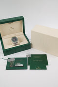 Carica l'immagine nel visualizzatore della galleria, Rolex Submariner Date 126610LV - documenti e/o volume di consegna