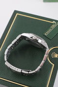 Carica l'immagine nel visualizzatore della galleria, Rolex Explorer II 16570 - Detailansicht 4