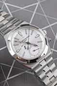 Bild in Galerie-Betrachter laden, Vacheron Constantin Overseas Dual Time 7920V/210A-B333 - Detailansicht 3
