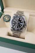 Cargar la imagen en la vista de la galería, Rolex Submariner Date 116610LN - Vista detallada 1