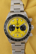 Załaduj obraz do przeglądarki galerii, Tudor Black Bay Chrono M79310N-0001 - Detailansicht 5