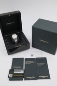 Bild in Galerie-Betrachter laden, Audemars Piguet Royal Oak 77350ST.OO.1261ST.01 - Papiere und oder Lieferumfang