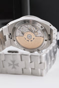 Cargue la imagen en el visor de la galería, Vacheron Constantin Overseas Dual Time 7900V/110A-B333 - Detailansicht 7
