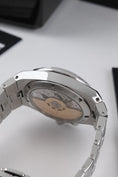 Cargue la imagen en el visor de la galería, Vacheron Constantin Overseas Dual Time 7900V/110A-B333 - Detailansicht 6