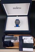 Cargue la imagen en el visor de la galería, Zenith Defy El Primero 21 97.9001.9004/81.R946 - Papiere und oder Lieferumfang