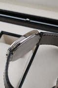 Load image into gallery viewer, Patek Philippe Ellipse d'Or 5738/51G-001 - Detailansicht 6