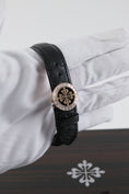 Cargar la imagen en la vista de la galería, Patek Philippe Complicaciones 5961R-010 - Vista detallada 6