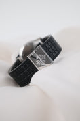 Carica l'immagine nel visualizzatore della galleria, Patek Philippe Aquanaut 5064 - Detail view 7