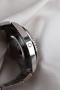 Bild in Galerie-Betrachter laden, Rolex Sea-Dweller 126600 - Detail view 5