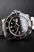 Bild in Galerie-Betrachter laden, Rolex Sea-Dweller 126600 - Detail view 3